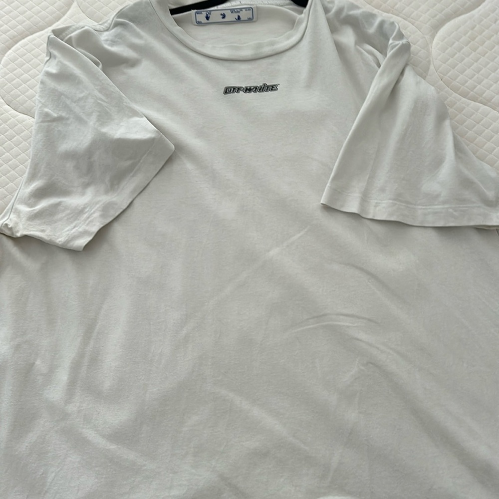 Off white t shirt